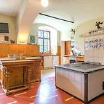 Farma Castello Schloss Lichtengraben *