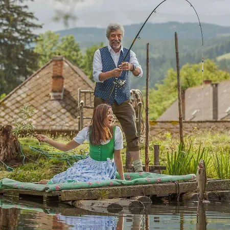 팜스테이 Castello Schloss Lichtengraben 바트상크레온하드임라반탈