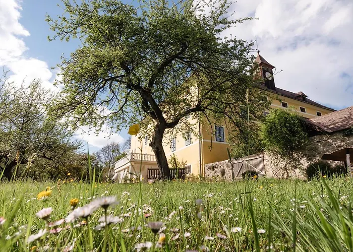Farma Castello Schloss Lichtengraben